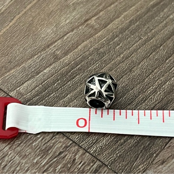 Trollbeads Retired Triangles Bead - Picture 9 of 11